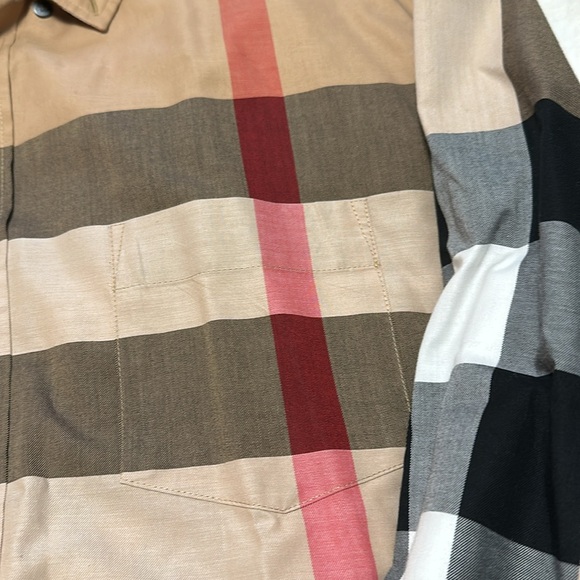 Burberry shirt - Picture 6 of 8